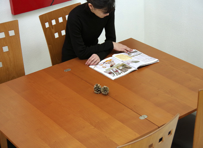 背の高い人にも最適な昇降テーブル