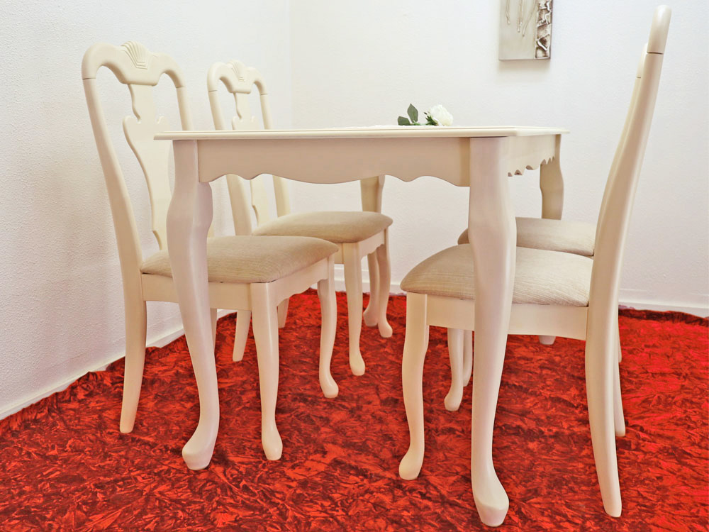 クラシックテーブル4人掛けダイニングセット