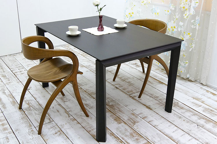 イタリア製4人掛けテーブル