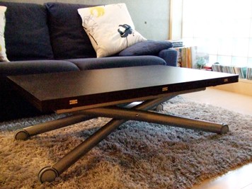 かなり利便性が高いテーブル